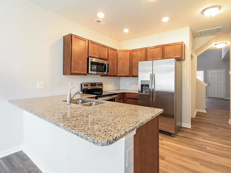7271 Bellacroft Dr — Photo 10