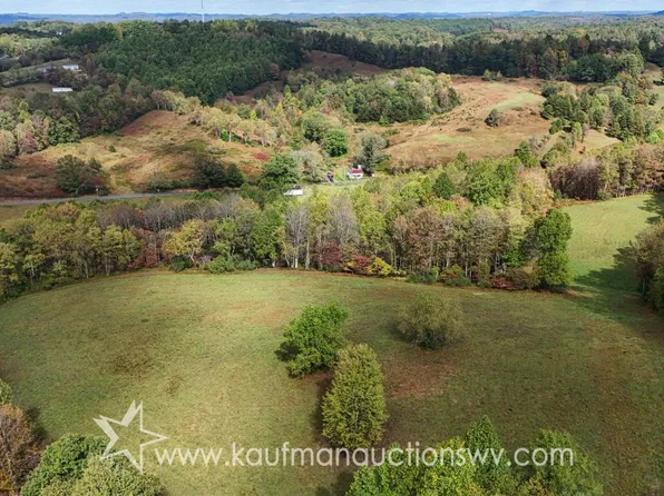 4469 Little Sand Run Rd, Buckhannon, WV 26201