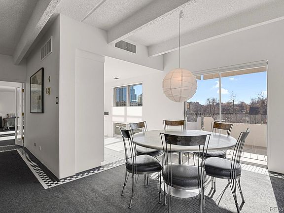 4th image of 130 N Pearl Street #404