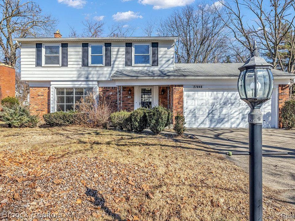 1st image of 27046 Charles Dr