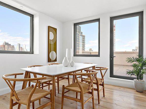 4th image of 653 Bergen St Unit Penthouse