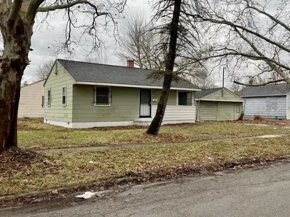 1701 Polly St, Flint, MI 48505