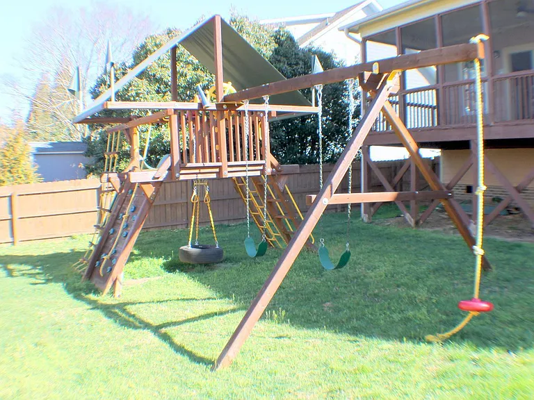 10109 Darling St — Photo 42