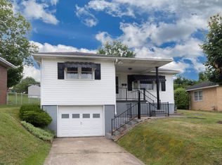 640 Pennsylvania Ave, Bridgeport, WV 26330