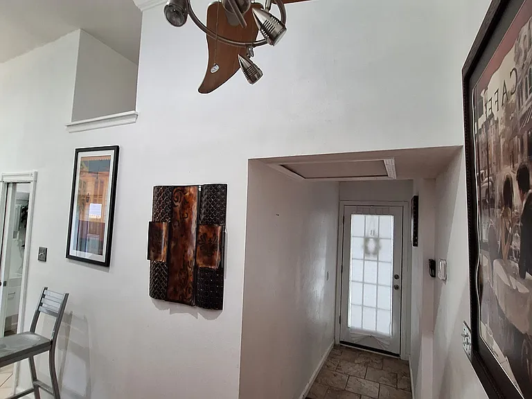 7625 Hickory St #B — Photo 11