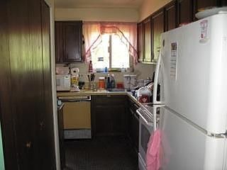 4th image of 1758 Hamlet Dr
