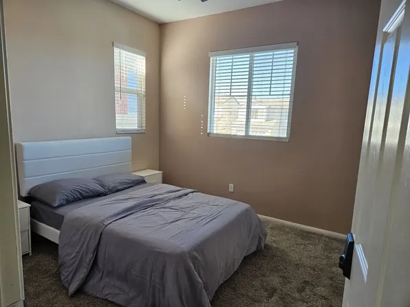 37852 Magnolia Ln, Palmdale, CA 93551