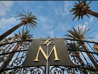 21500 Burbank Blvd APT 112, Woodland Hills, CA, 91367