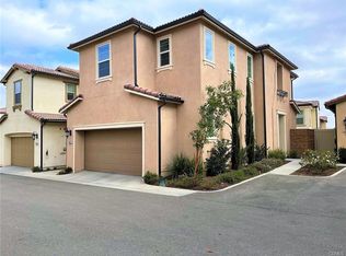 2883 Villa Catalonia Ct, Corona, CA 92881