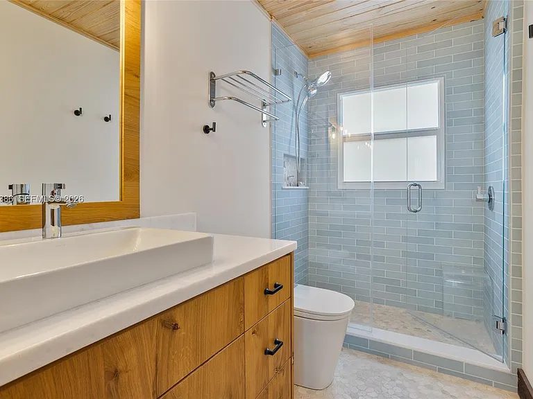235 Tavernier Dr — Photo 30