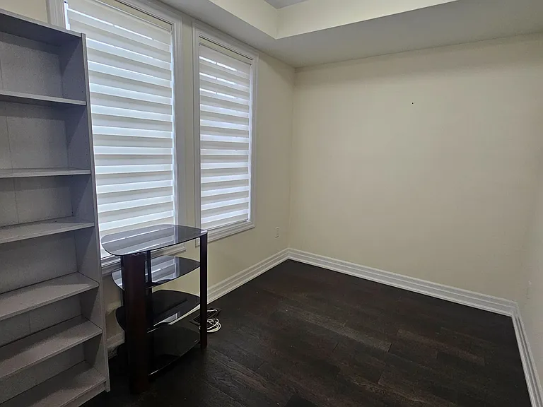 29 Amherst Cir — Photo 3