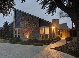 9423 Hillview Dr, Dallas, TX 75231