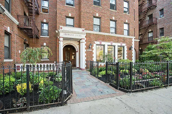 Sold by Keller Williams NYC | media 8