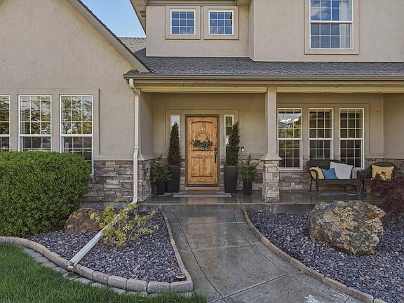 3rd image of 553 E Forest Ridge Dr