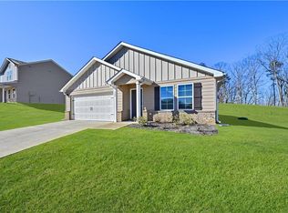 562 Pemberton St, Kingston, GA 30145