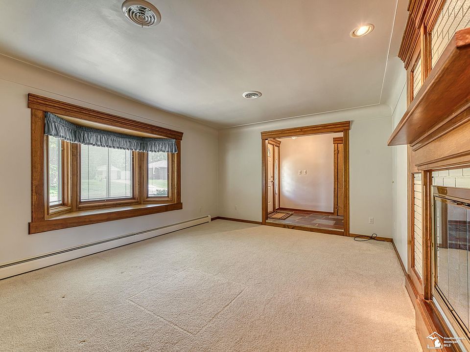 26995 James Ave, photo 15