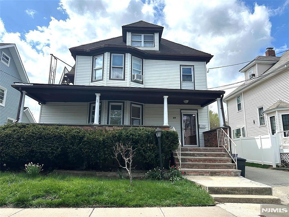 1st image of 25 Hazelton St