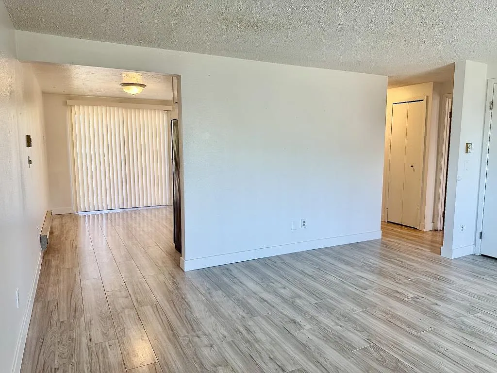1351 Paul St — Photo 4