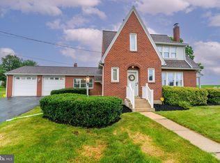 1954 Laudermilch Rd, Palmyra, PA 17078