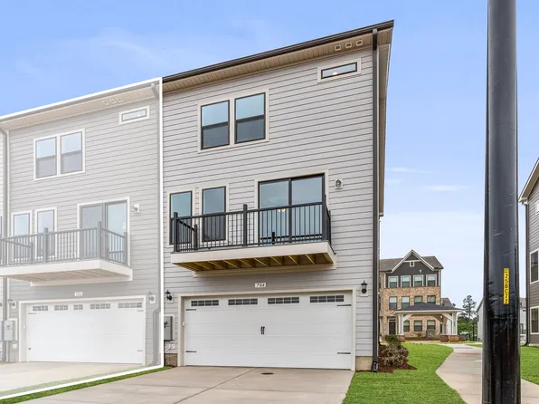 784 Ballyneal Aly, Cary, NC 27513