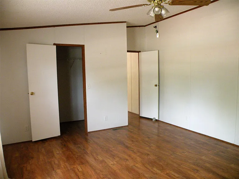 37 Riverside Ln #A — Photo 4