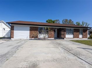 724 Tradewinds Dr, Brandon, FL 33511