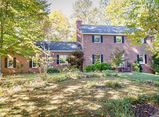 230 Saddle Ridge Dr, Kingsport, TN 37664