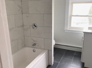 318 Eaton St, Providence, RI 02908