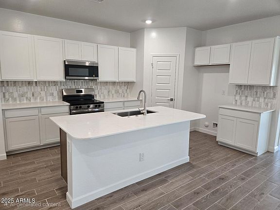 7th image of this home