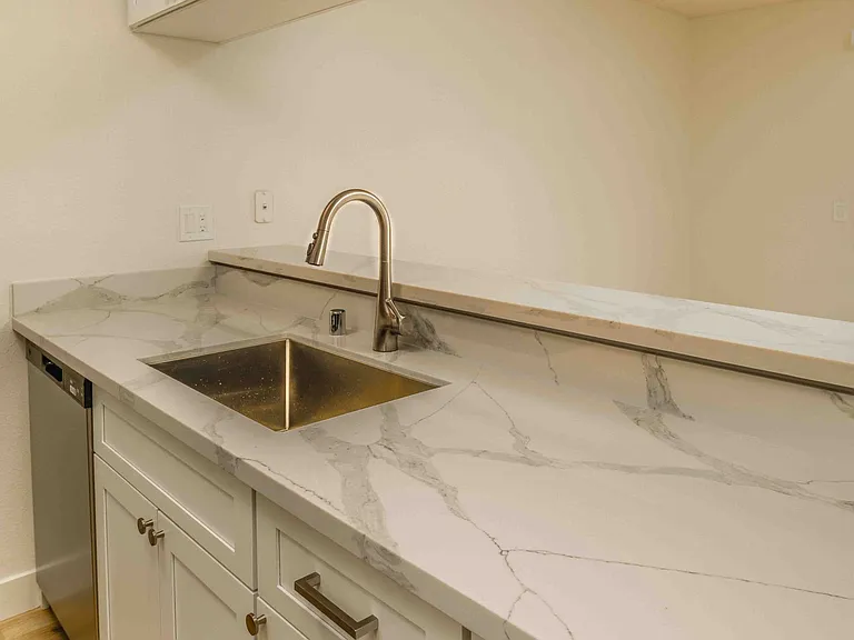 Mission Village Apartments — Photo 23
