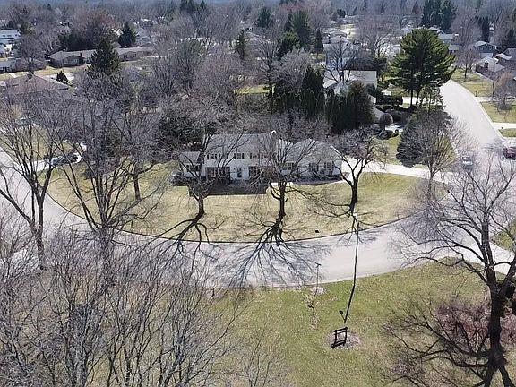 2nd image of 106 Apache Dr