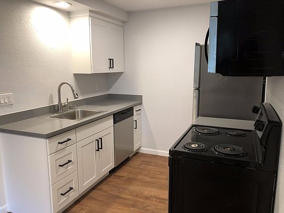 2nd image of 12113 114th Avenue Ct E APT 2