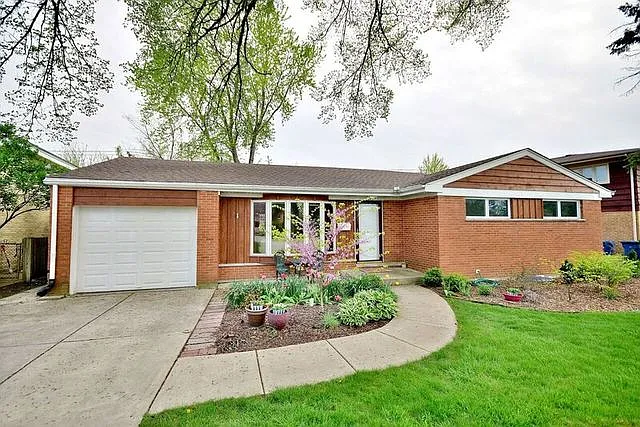 196 S Elm Tree Ln photo 1
