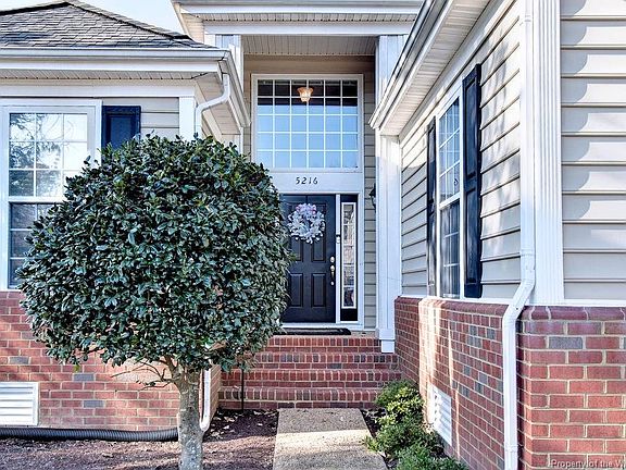 3rd image of 5216 Queen Bishop Ln