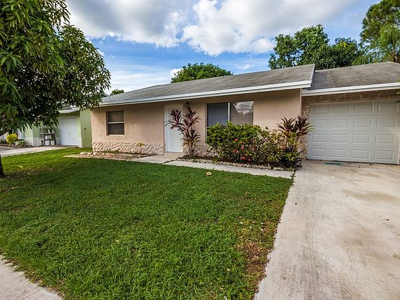 3rd image of 6130 Wauconda Way E