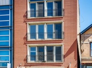2117 N Damen Ave APT 3, Chicago, IL 60647