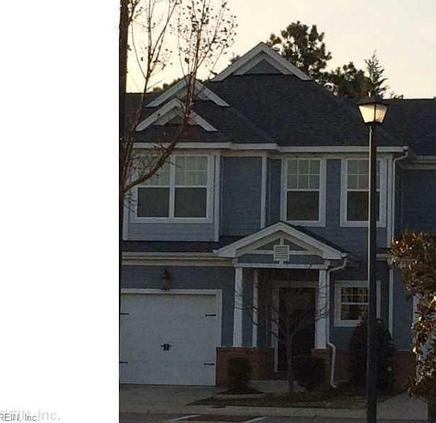 1st image of 262 Craftsman Cir