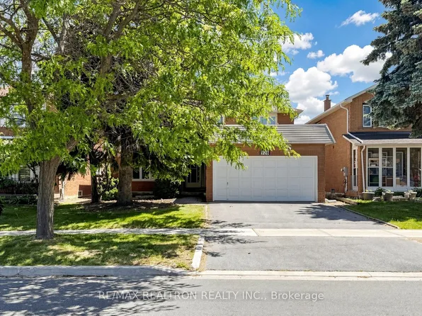 328 Goldhawk Trl, Toronto, ON M1V 4H1