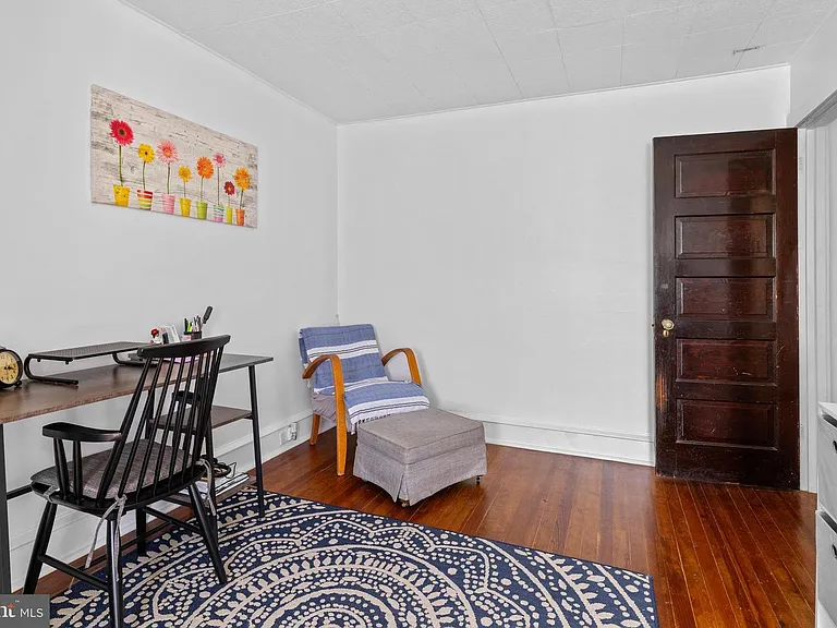 7437 Germantown Ave — Photo 12