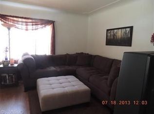 2044 Wyoming Ave SW, Wyoming, MI 49519