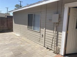 2414 1/2 Park Way, Bakersfield, CA 93304