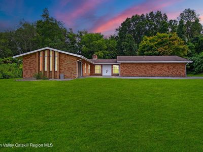 7 Penny Lane, Marlboro, NY, 12542