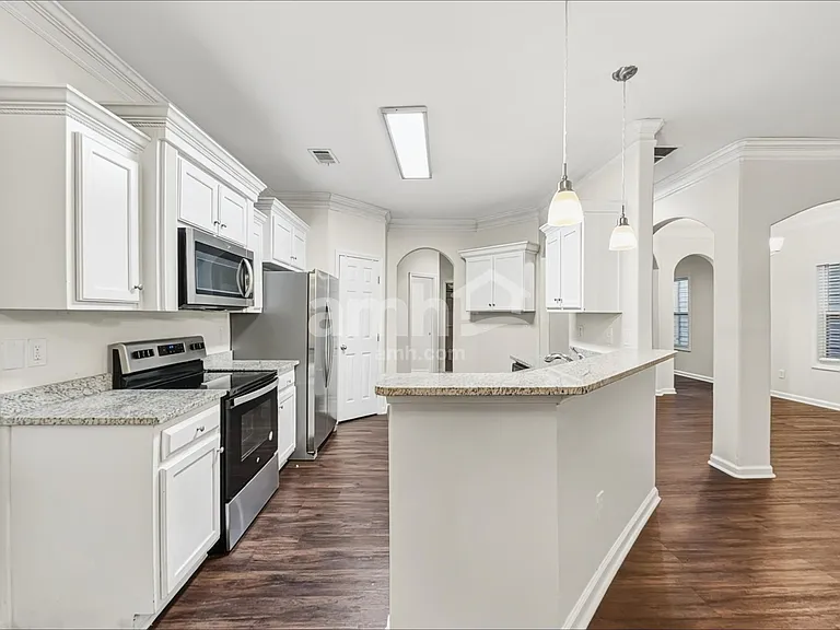 2080 Lily Valley Dr — Photo 4