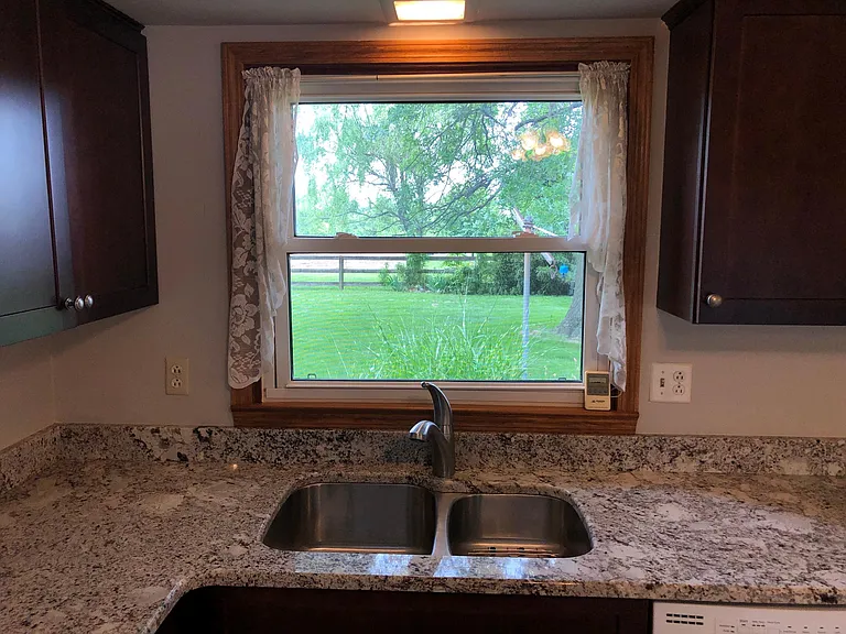 7336 Kyles Station Rd — Photo 8