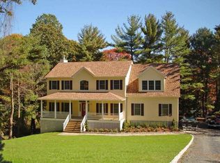 88 Morningside Dr, Ossining, NY 10562