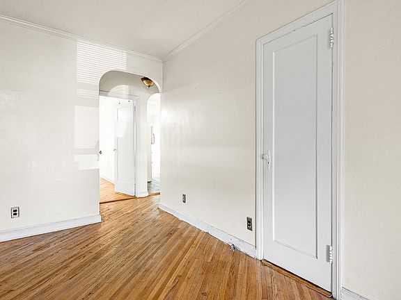 5th image of 6712 Selfridge St #1