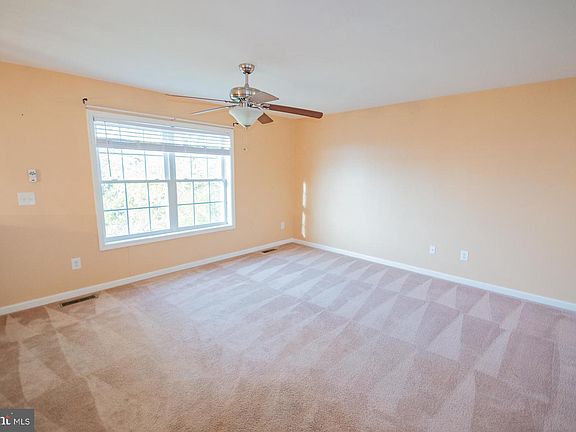3rd image of 123 Moonlight Ln