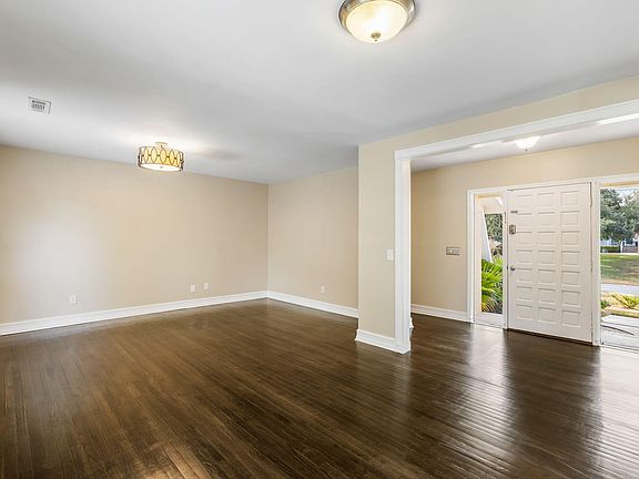 4th image of 2808 Limestone Blvd