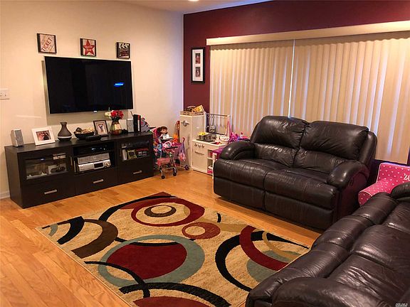 3rd image of 12314 Powells Cove Blvd #A