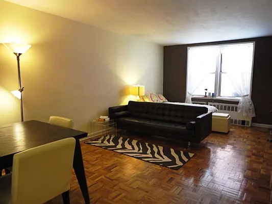 Rented by Town Residential | media 14